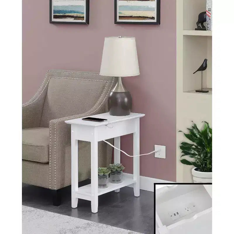 Tavolino Belmont Slim Flip Top con vano portaoggetti nascosto, stazione di ricarica integrata, porte USB e foro per la gestione dei cavi