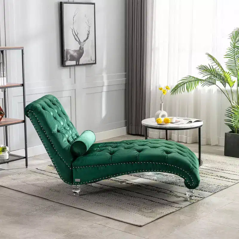 Lussuosa chaise longue con bottoni in velluto e piedini trasparenti, comoda poltrona imbottita per camera da letto, soggiorno, ufficio